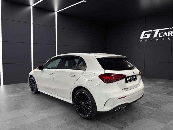 2026 Mercedes-Benz Clase A - Foto 3
