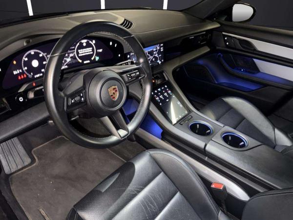 2021 Porsche Taycan - Foto 8