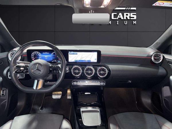 2025 Mercedes-Benz CLA - Foto 6