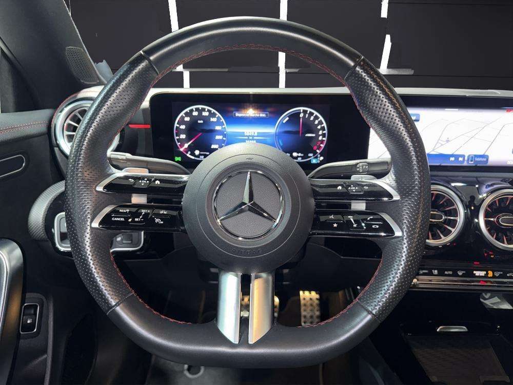 2025 Mercedes-Benz CLA - Foto 7
