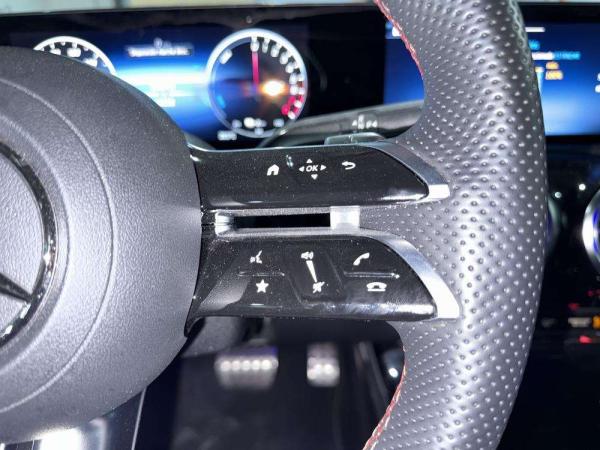 2025 Mercedes-Benz Clase A - Foto 11