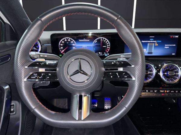 2025 Mercedes-Benz Clase A - Foto 10