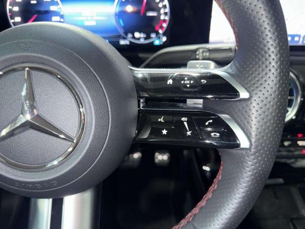 2026 Mercedes-Benz Clase A - Foto 12