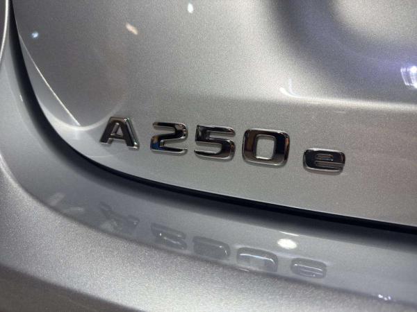 2026 Mercedes-Benz Clase A - Foto 8