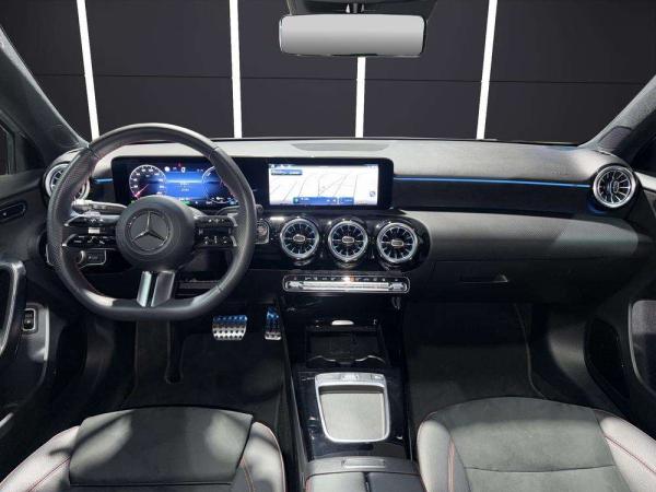 2026 Mercedes-Benz Clase A - Foto 10