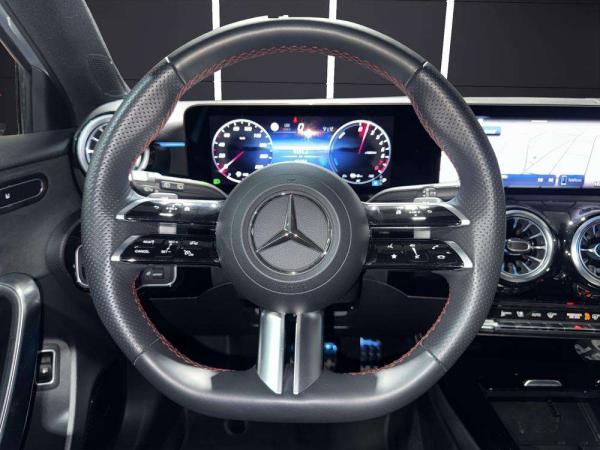 2026 Mercedes-Benz Clase A - Foto 11