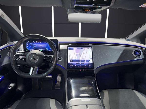 2022 Mercedes-Benz EQE - Foto 10