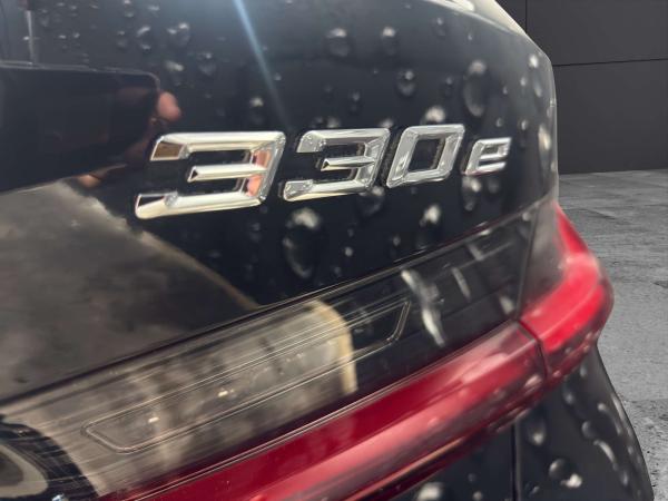 2023 BMW Serie 3 - Foto 8