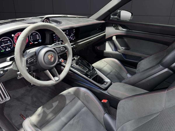 2025 Porsche 911 - Foto 9