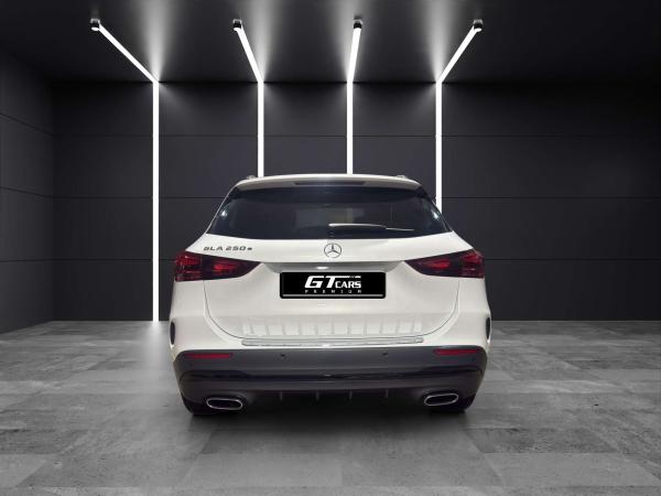2026 Mercedes-Benz GLA - Foto 4