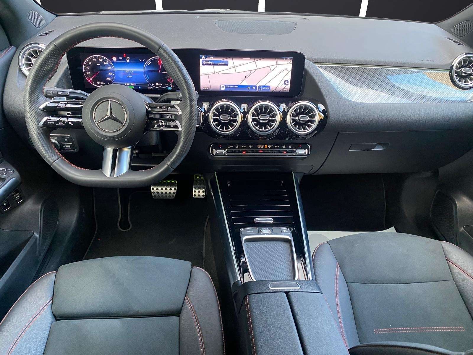 2026 Mercedes-Benz GLA - Foto 10