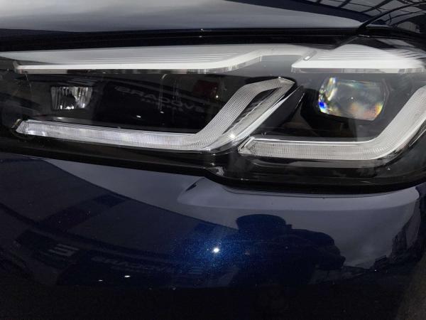 2022 BMW Serie 5 - Foto 6