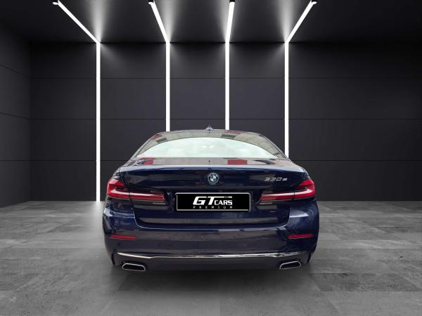 2022 BMW Serie 5 - Foto 5