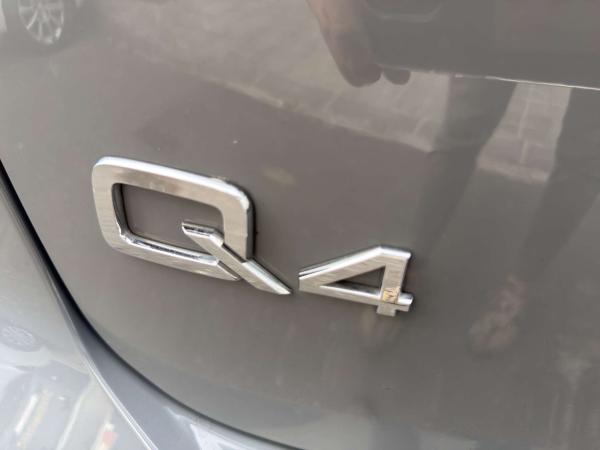 2024 Audi Q4 - Foto 17
