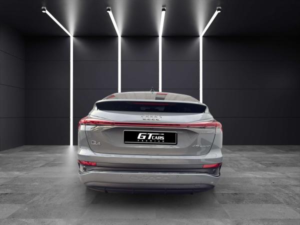 2024 Audi Q4 - Foto 4