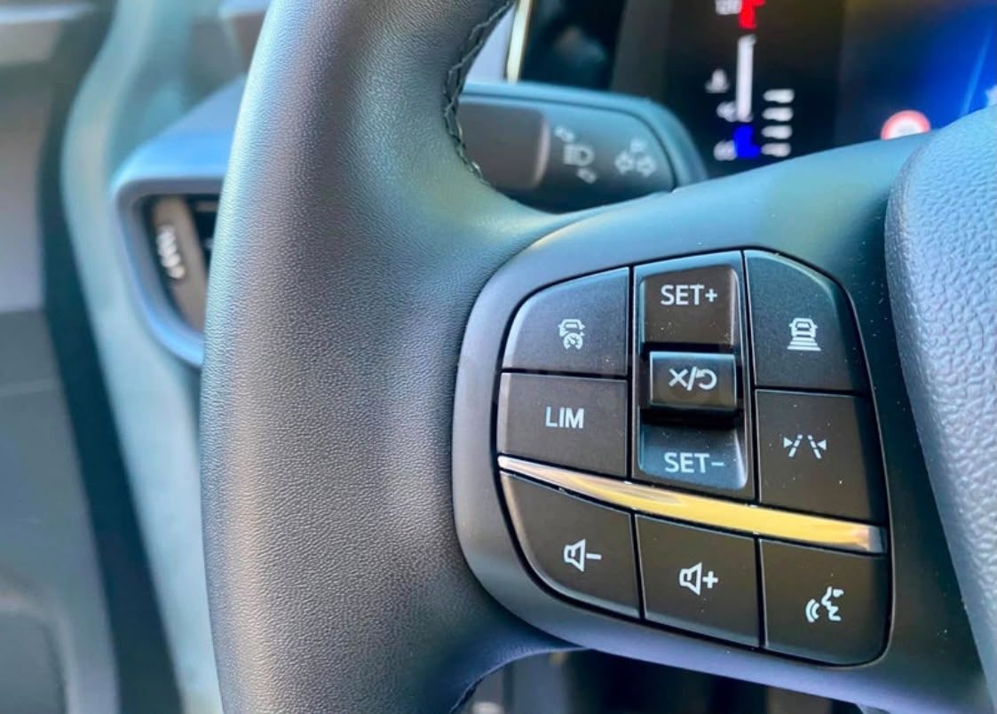 2025 Ford tourneo - Foto 12