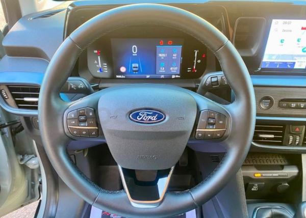 2025 Ford tourneo - Foto 6