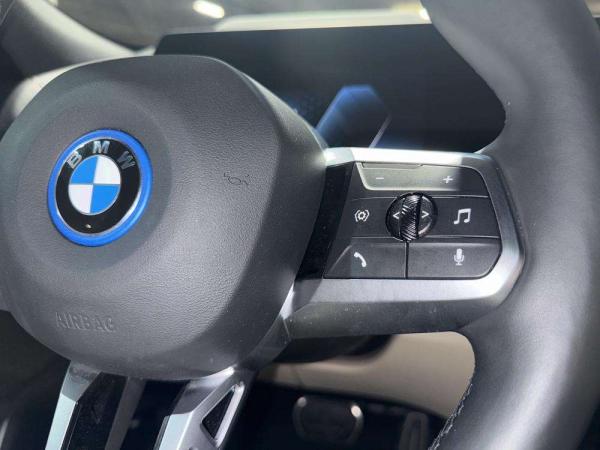 2024 BMW iX2 - Foto 12