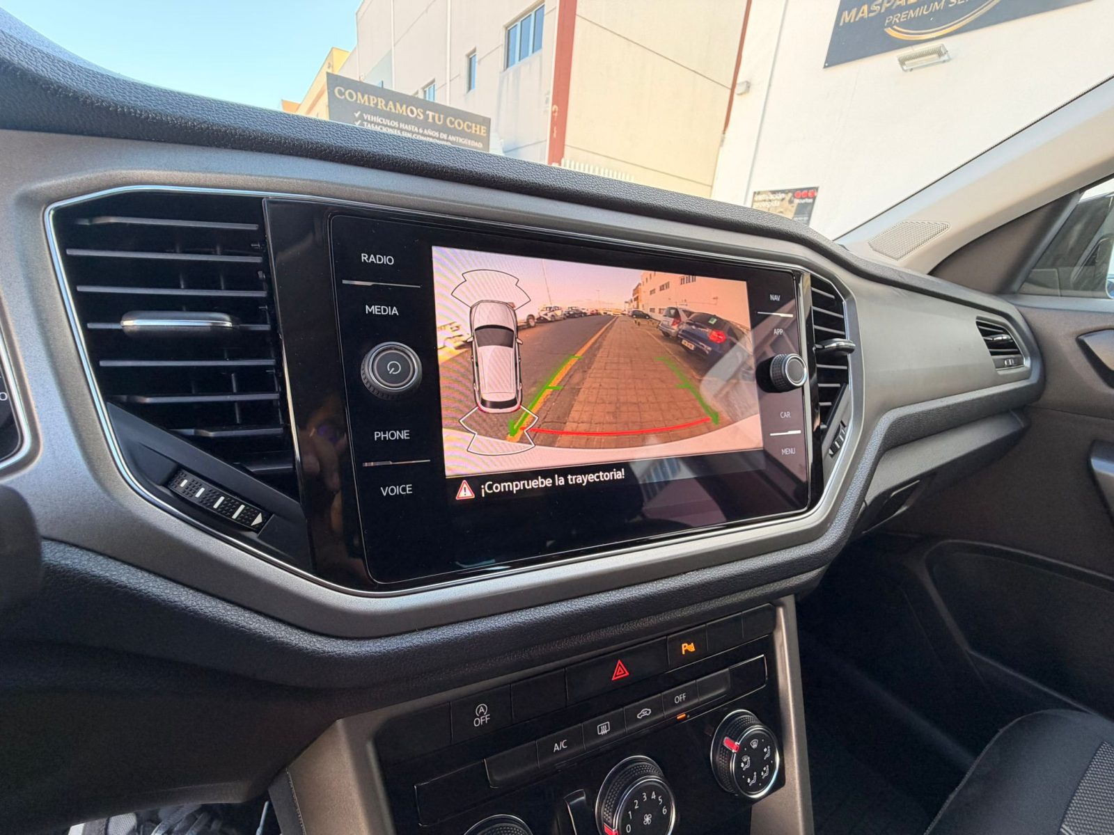 2021 Volkswagen T-Roc - Foto 6