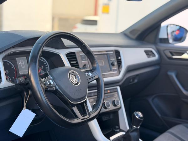 2021 Volkswagen T-Roc Cabrio - Foto 14