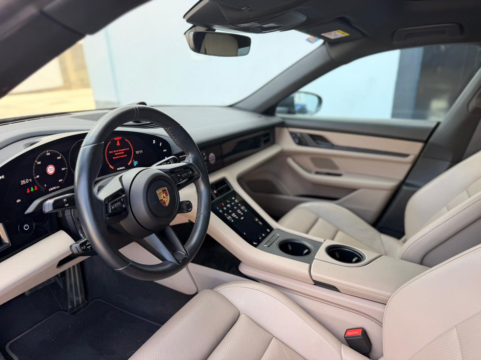 2021 Porsche Taycan - Foto 8