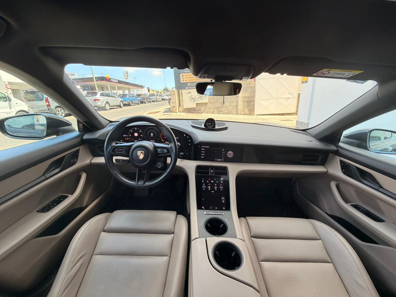 2021 Porsche Taycan - Foto 13