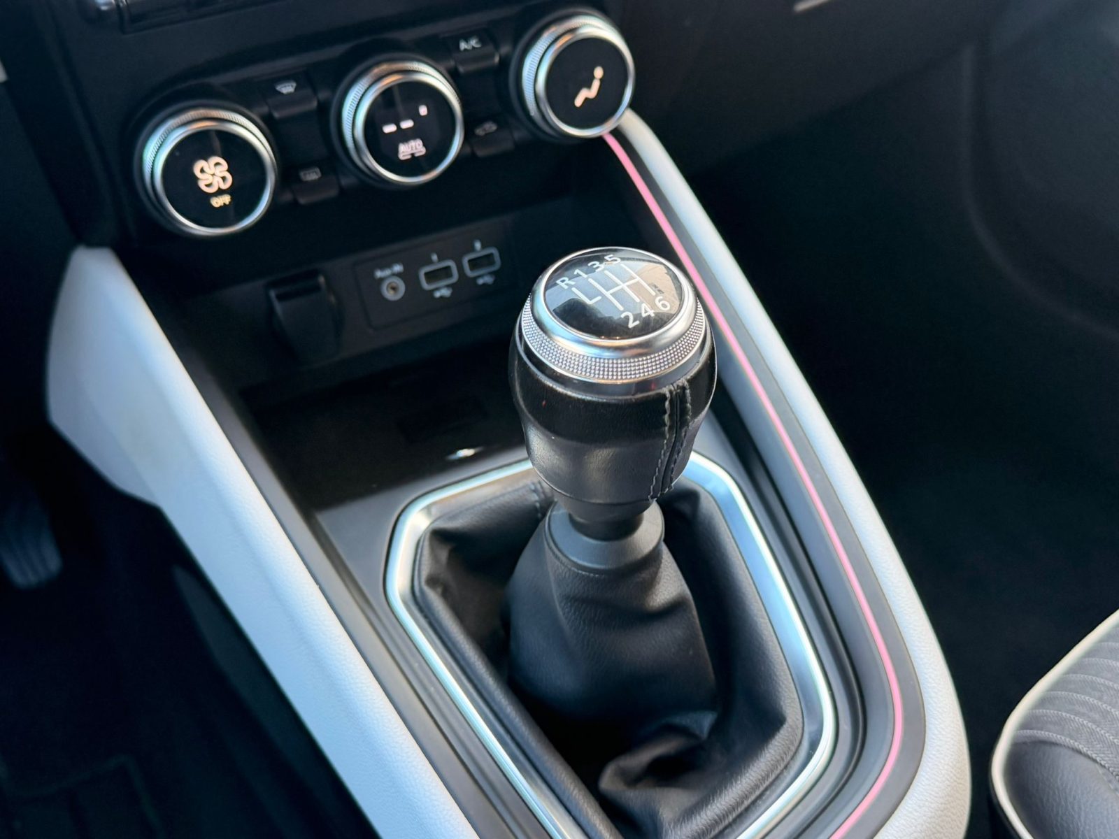 2023 Renault Clio - Foto 14