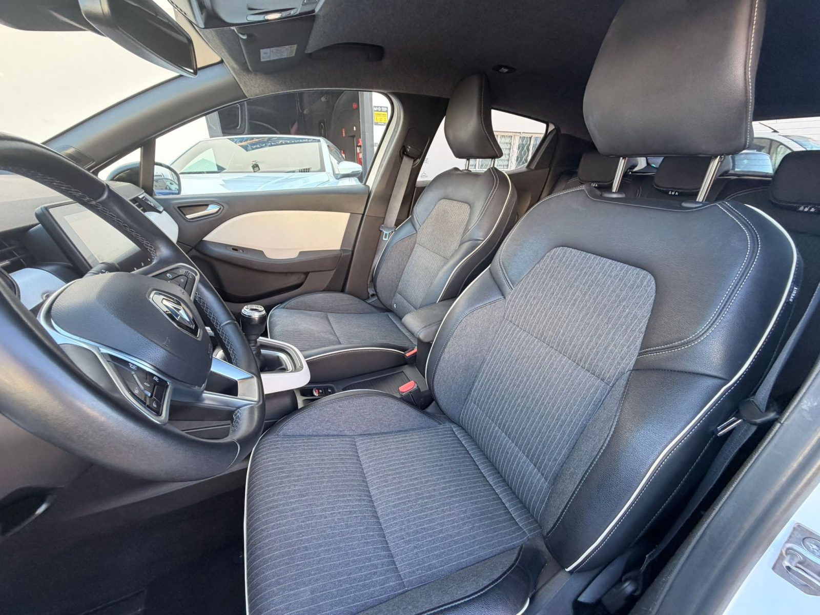 2023 Renault Clio - Foto 15