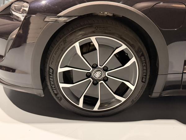 2021 Porsche Taycan - Foto 7