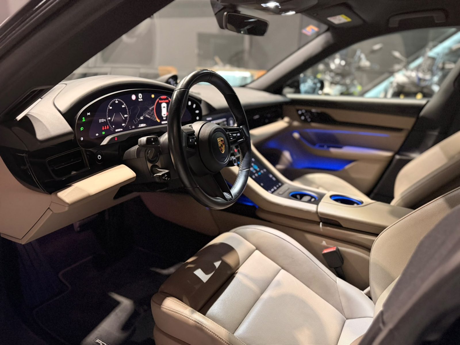 2021 Porsche Taycan - Foto 16
