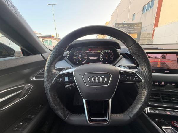 2022 Audi e-tron GT - Foto 16