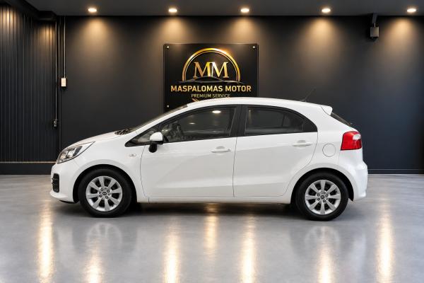 2016 Kia Rio - Foto 3