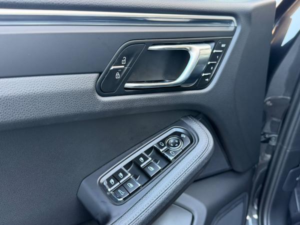 2022 Porsche Macan - Foto 23
