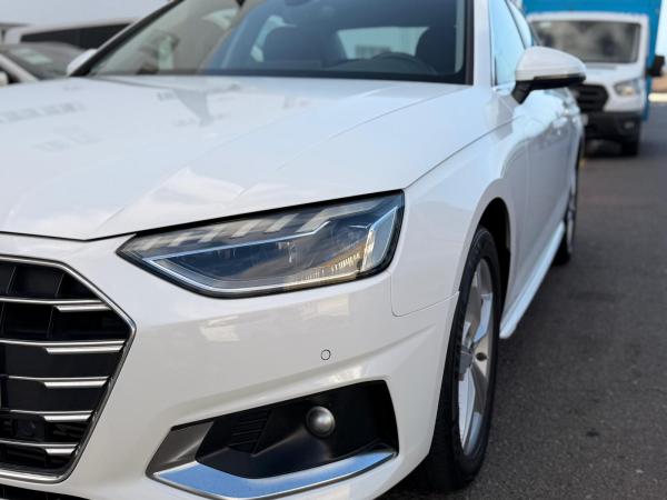 2022 Audi A4 - Foto 24