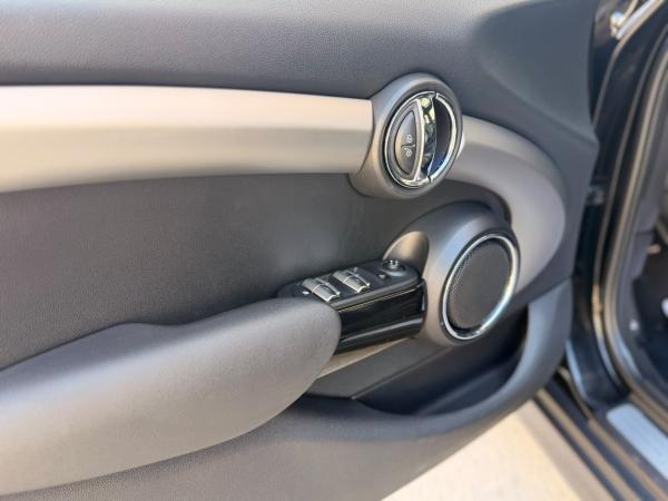 2016 Mini Cooper 5p - Foto 22