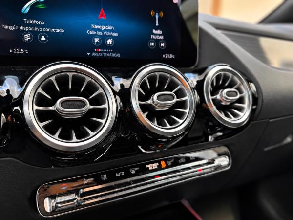 2020 Mercedes-Benz Clase B - Foto 11