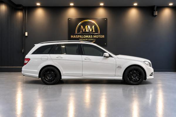 2008 Mercedes-Benz Clase C - Foto 2